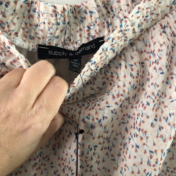 Supply & Demand Floral Print Tiered Mini Skirt - Picture 3 of 4